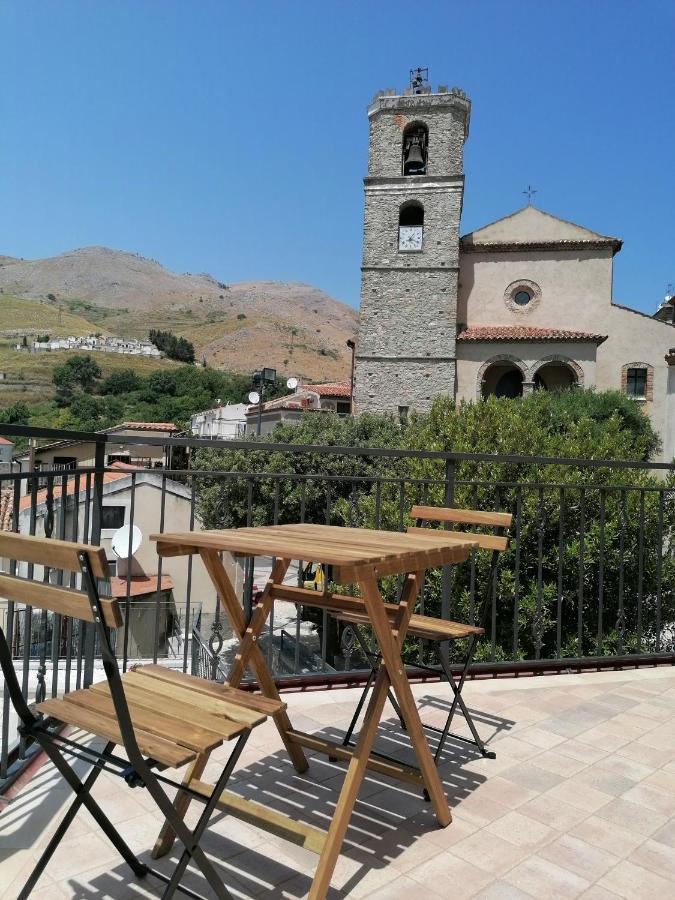 Bed and Breakfast La Rocca Dei Borboni Santa Domenica Talao Exteriér fotografie