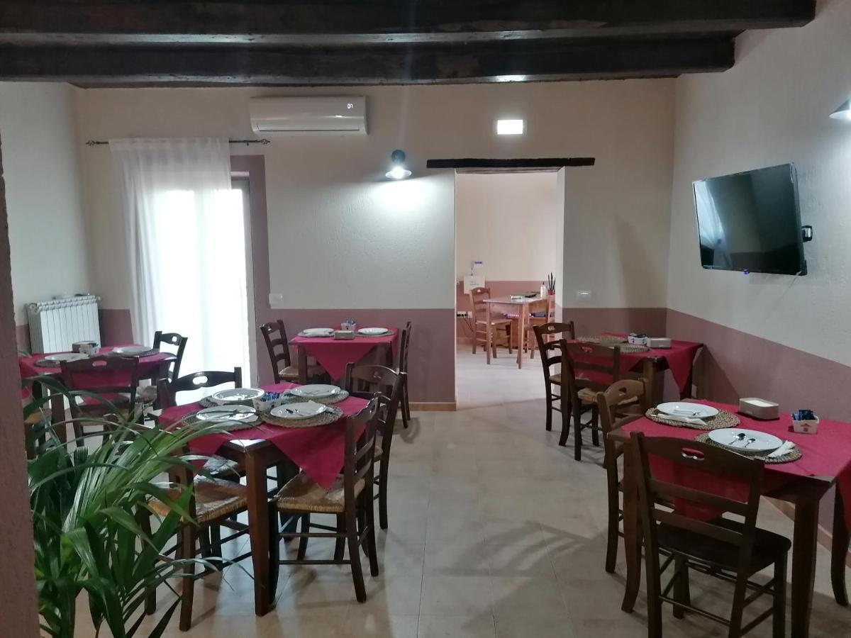 Bed and Breakfast La Rocca Dei Borboni Santa Domenica Talao Exteriér fotografie